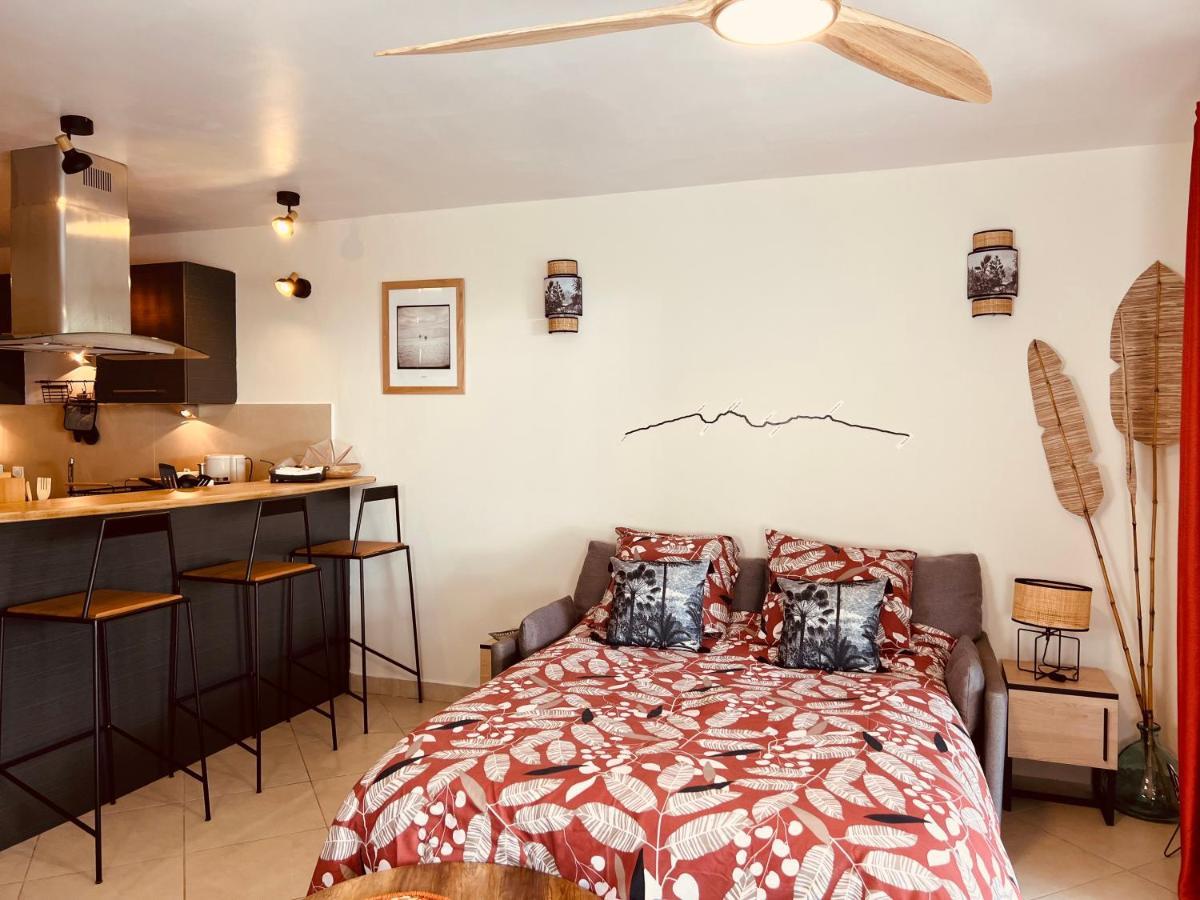 Apartamento Cosy Letchis Saint Pierre Exterior foto